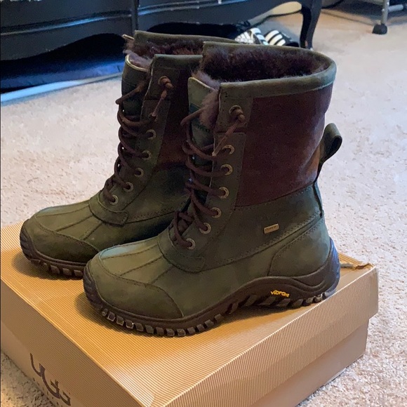 Women’s ugg boots - Picture 3 of 5